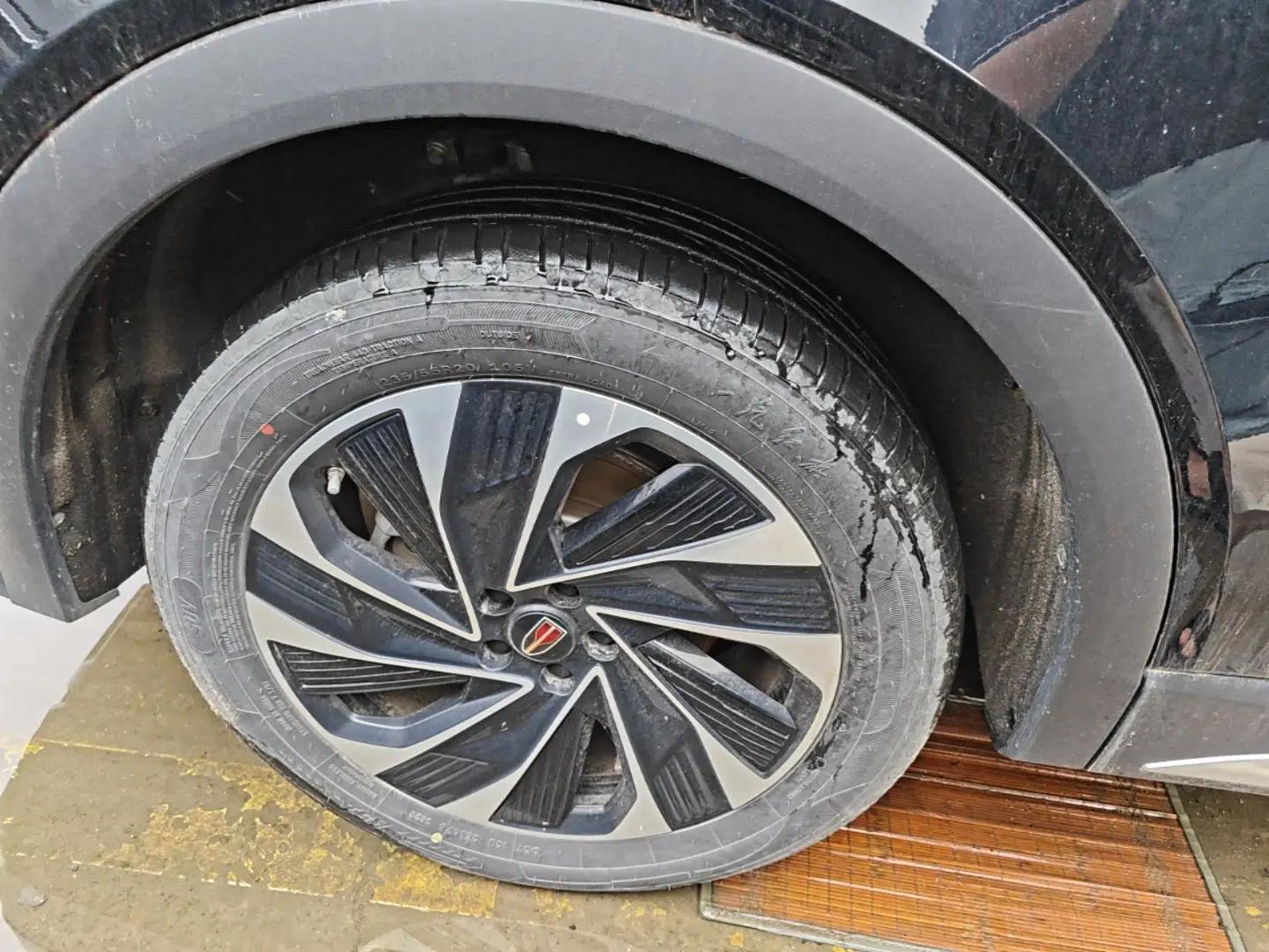 Hongqi HS7 PHEV 2024 2.0T PHEV Four-Wheel Drive Flagship Edition 6 Seats — миниатюра 11