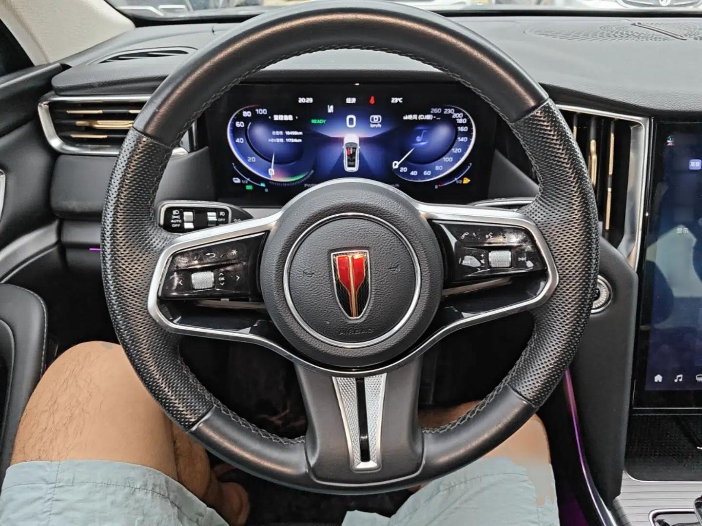 Hongqi HS7 PHEV 2024 2.0T PHEV Four-Wheel Drive Flagship Edition 6 Seats — миниатюра 13