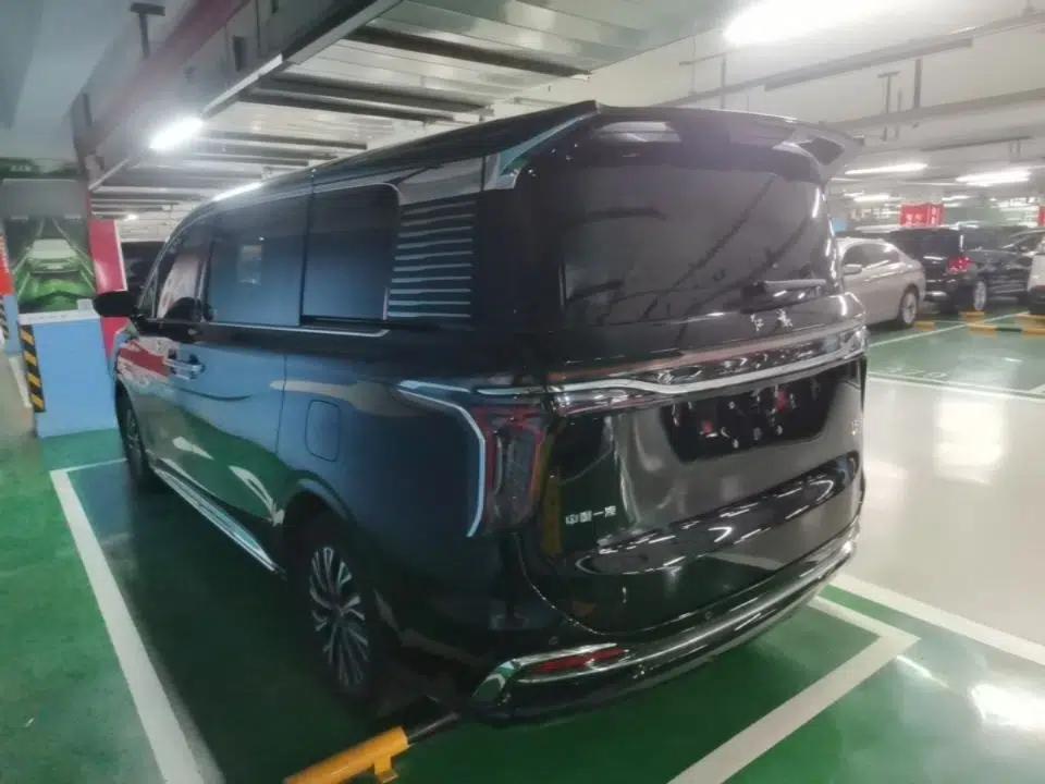 Hongqi HQ9 PHEV 2024 2.0T Four-Wheel Drive Business Edition — миниатюра 4