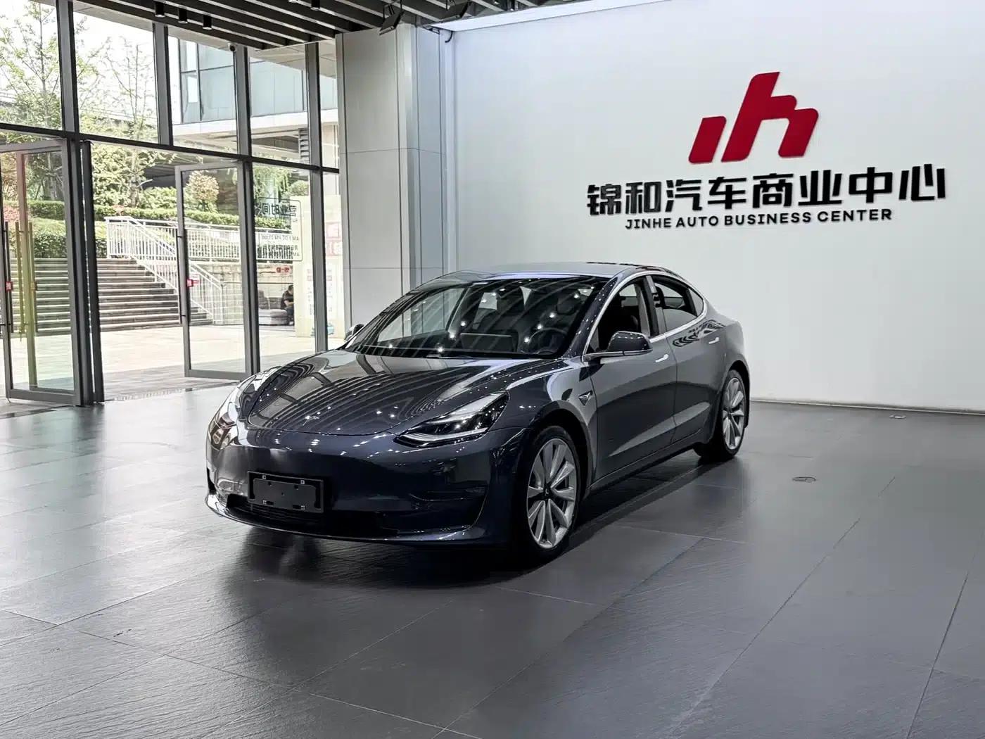 Model 3 2020 Facelift Long Range Rear-Wheel Drive — миниатюра 1
