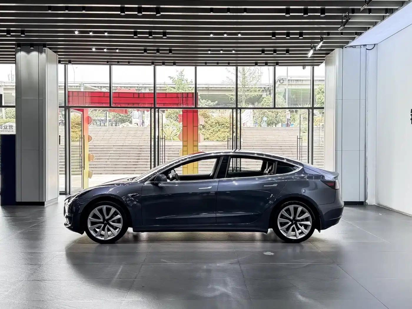 Model 3 2020 Facelift Long Range Rear-Wheel Drive — миниатюра 17