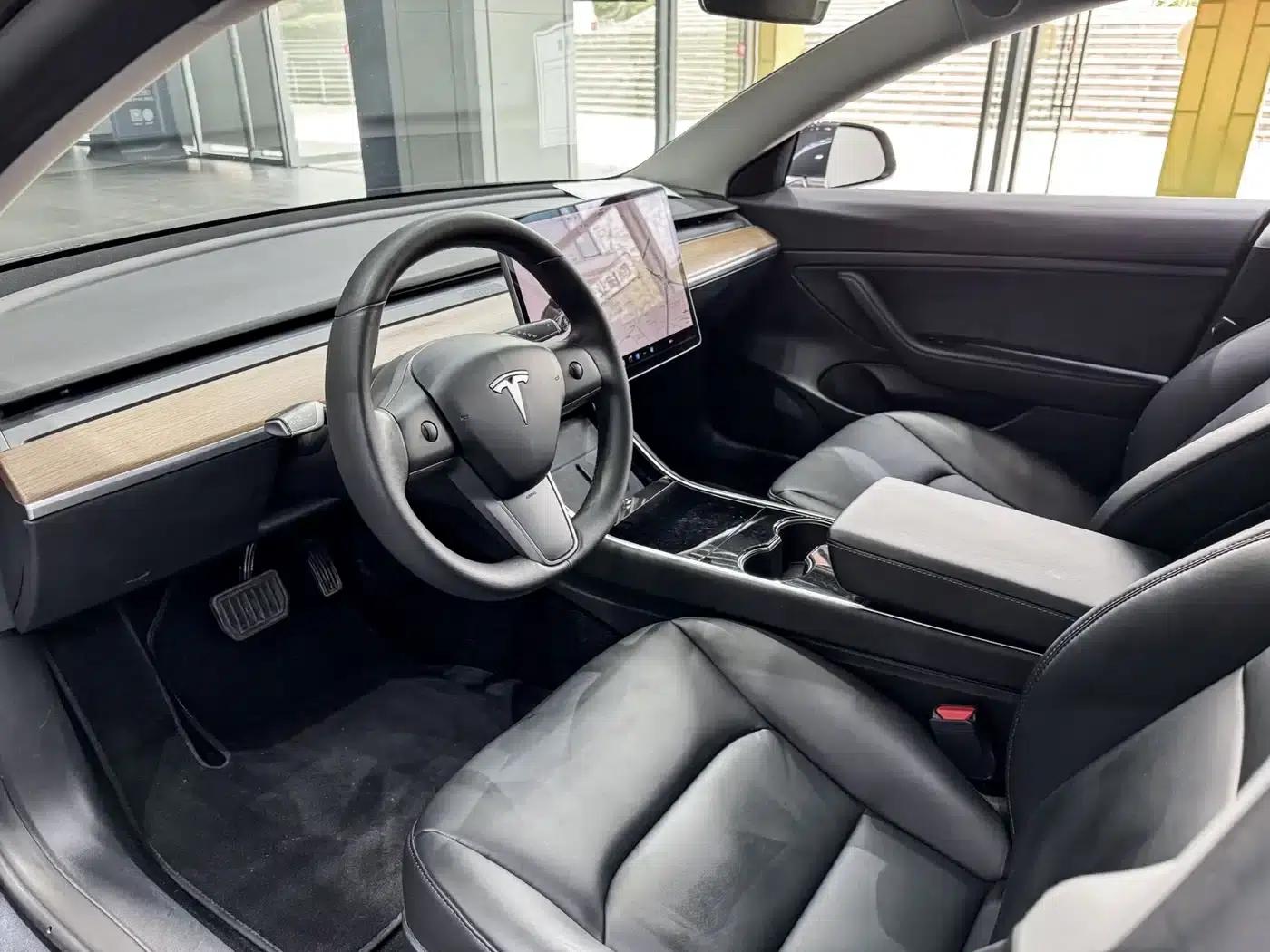 Model 3 2020 Facelift Long Range Rear-Wheel Drive — миниатюра 4