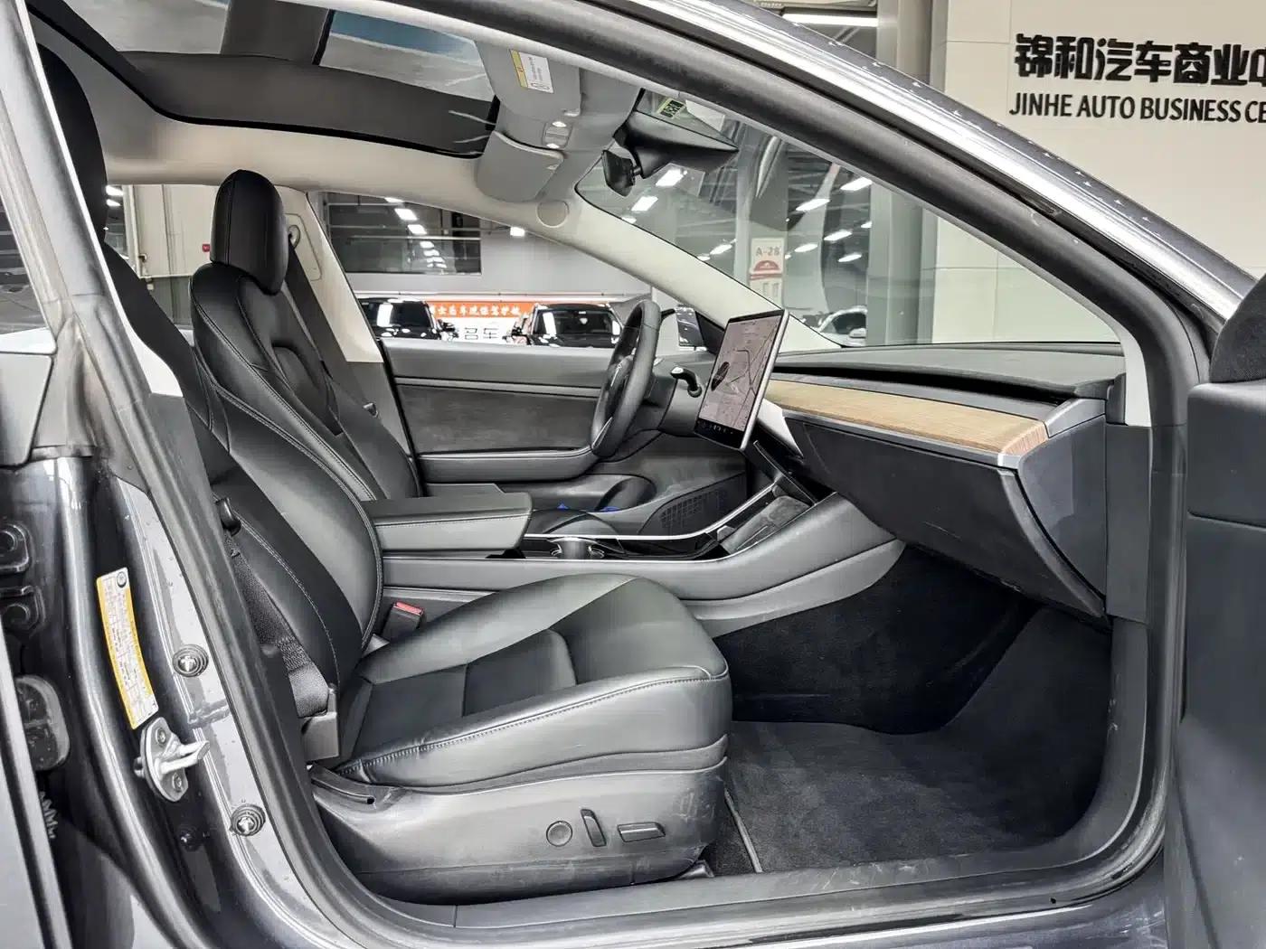 Model 3 2020 Facelift Long Range Rear-Wheel Drive — миниатюра 10
