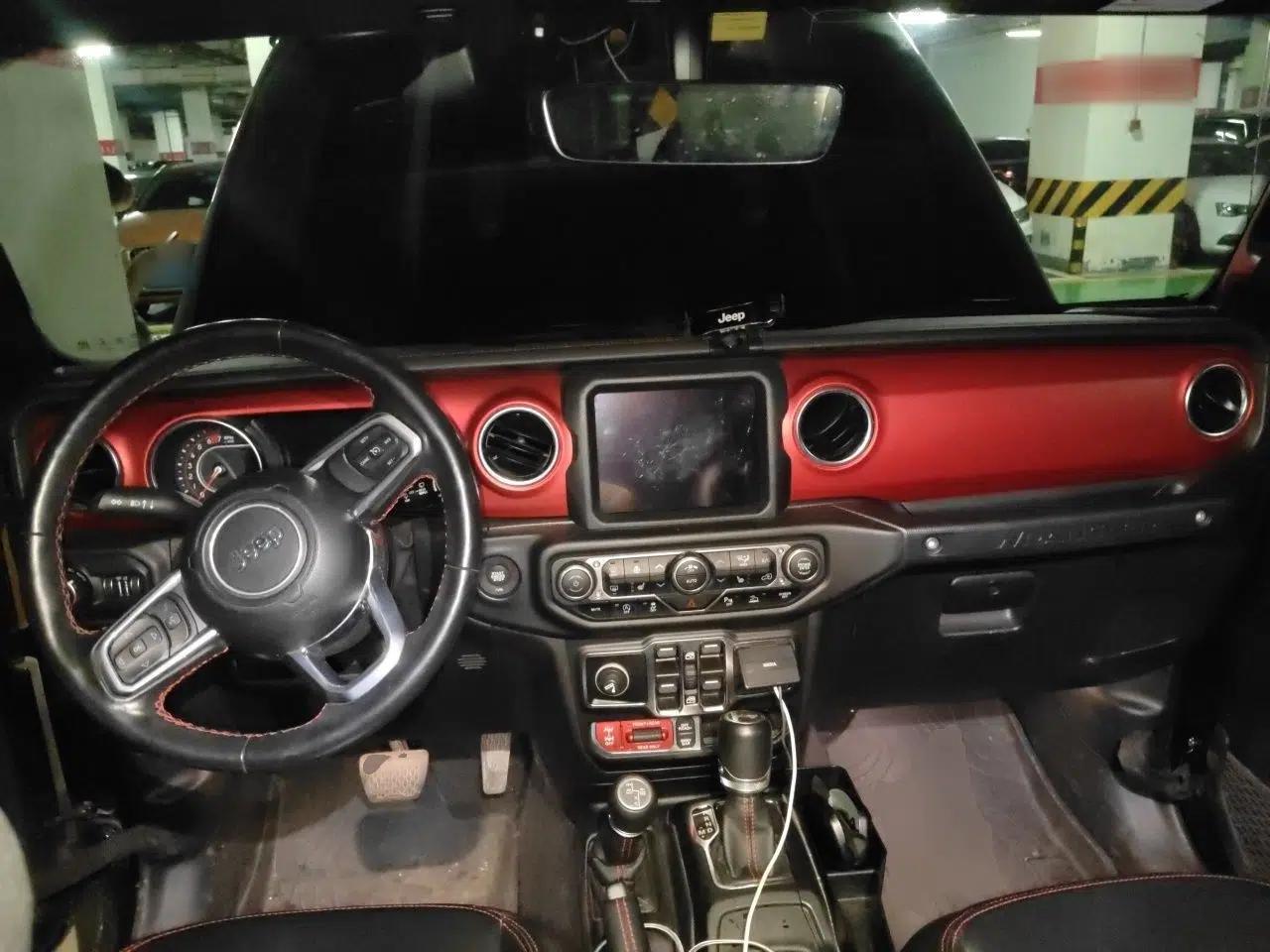 Jeep Wrangler 2021 2.0T Robin Hood Four-Door Edition — миниатюра 9