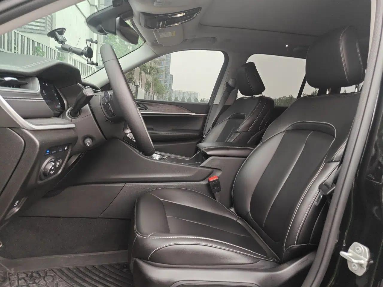Jeep Grand Cherokee New Energy 2024 4xe Peak Edition — миниатюра 15