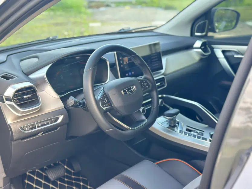 Geely Auto Coolray 2023 1.5T DCT Diamond Edition — миниатюра 15