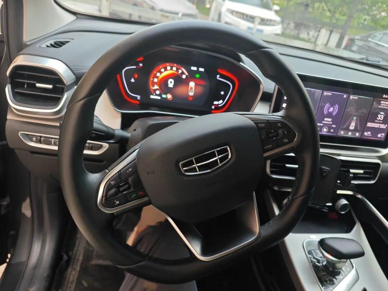 Geely Auto Coolray 2023 1.5T DCT Diamond Edition — миниатюра 7