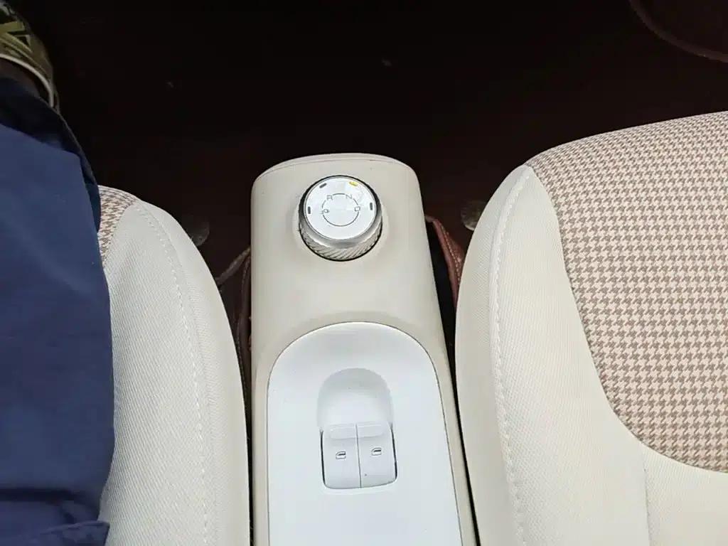 Hongguang MINIEV 2024 Third Generation 215km/h Youth Edition — миниатюра 14