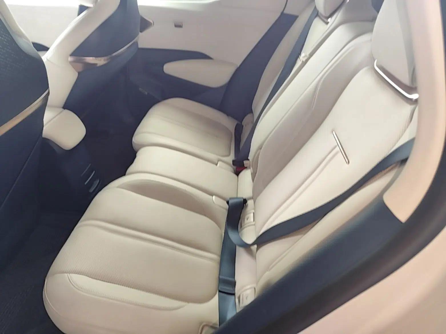 Zeekr X 2023 Four-Wheel Drive YOU Edition 4 Seats — миниатюра 20