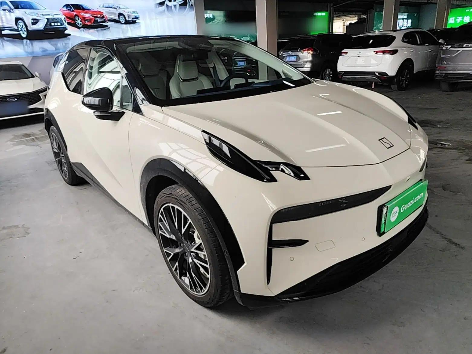 Zeekr X 2023 Four-Wheel Drive YOU Edition 4 Seats — миниатюра 3