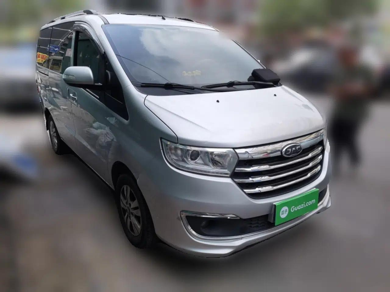 JAC Refine M3 2018 IKEA Edition 1.6L Luxury Smart Model — миниатюра 3