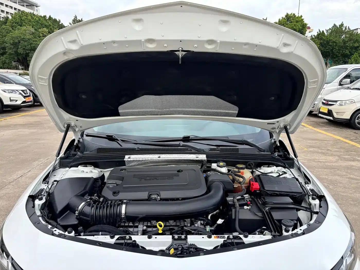 2022 Chevrolet Malibu XL Redline 550T Automatic Sharp Edition — миниатюра 15