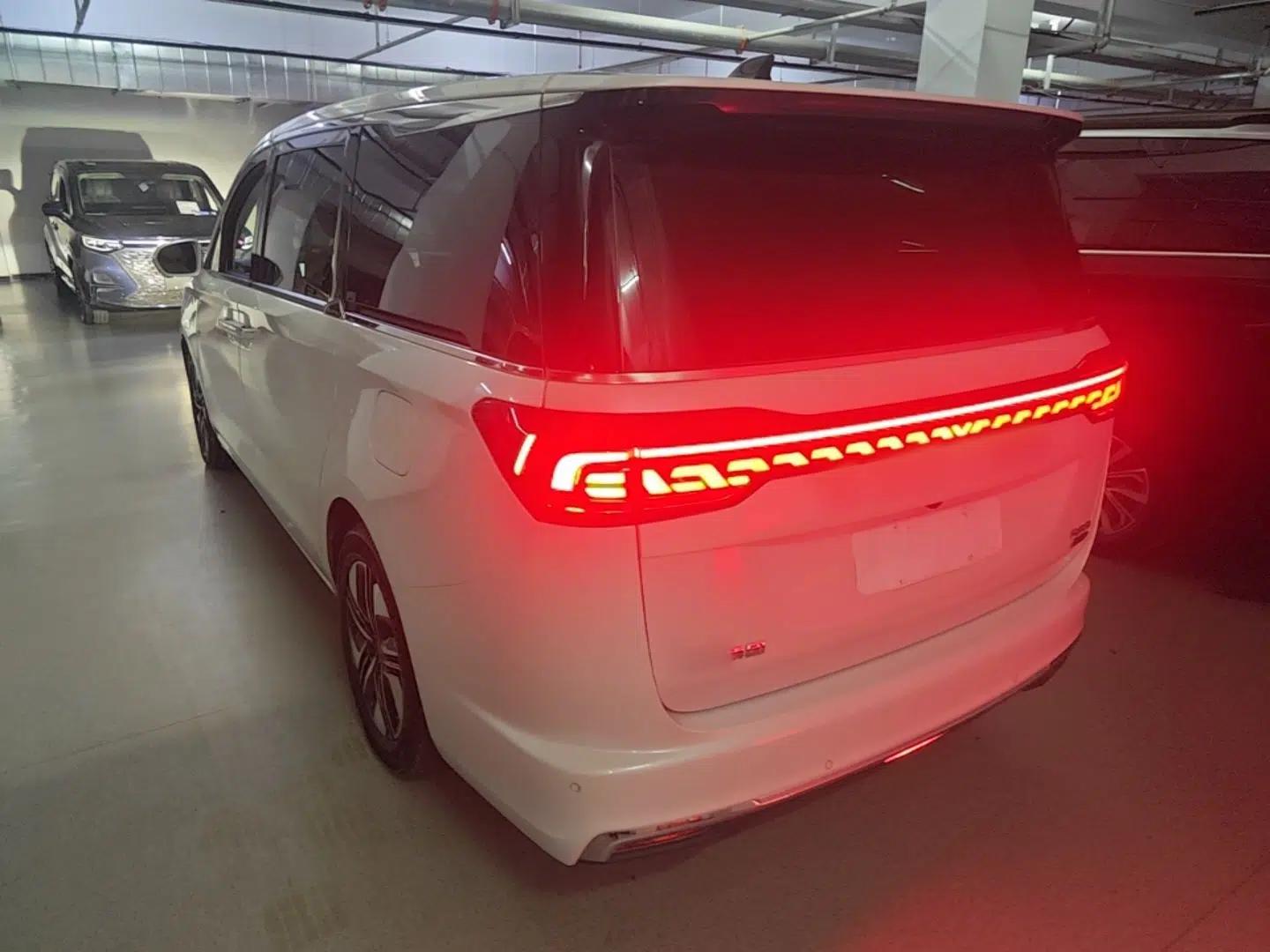 JAC Refine RF8 PHEV 2024 Hongmeng Edition 1.5T 150KM Flagship Model – Lithium Iron Phosphate — миниатюра 4