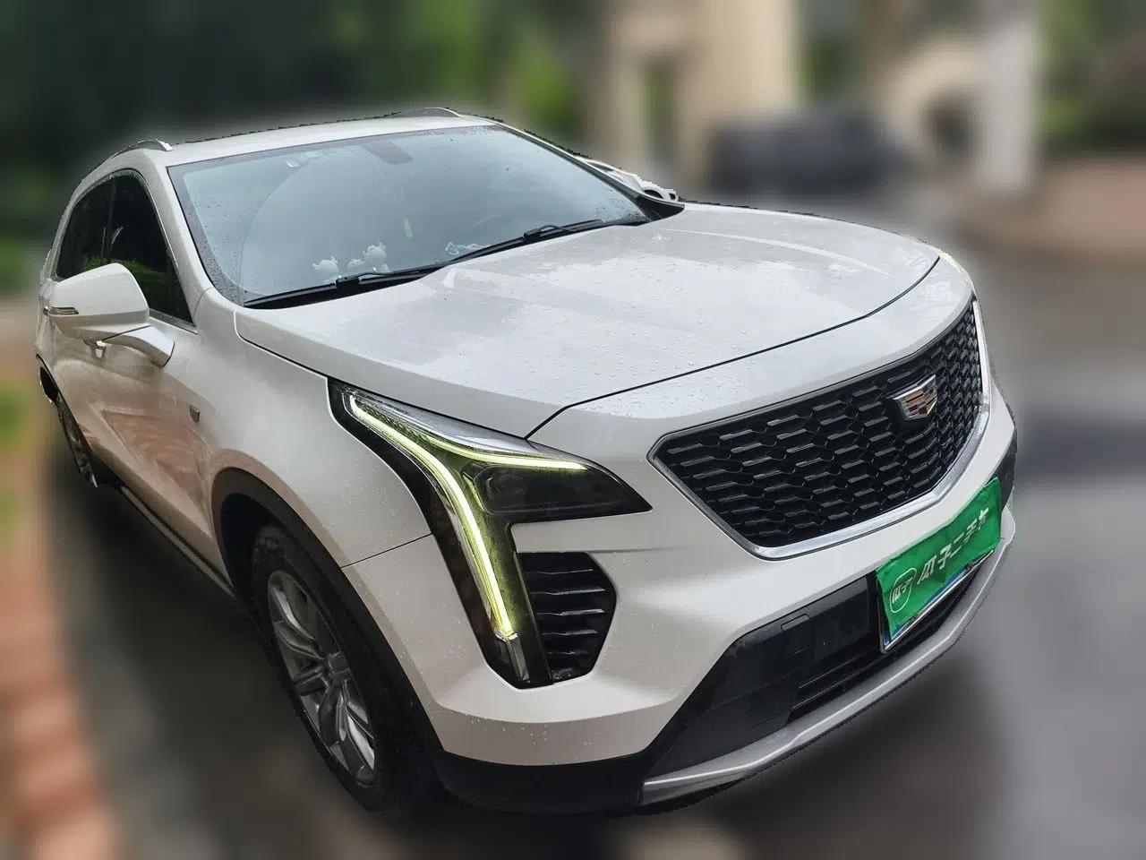 Cadillac XT4 2018 28T Two-Wheel-Drive Luxury Model — миниатюра 3