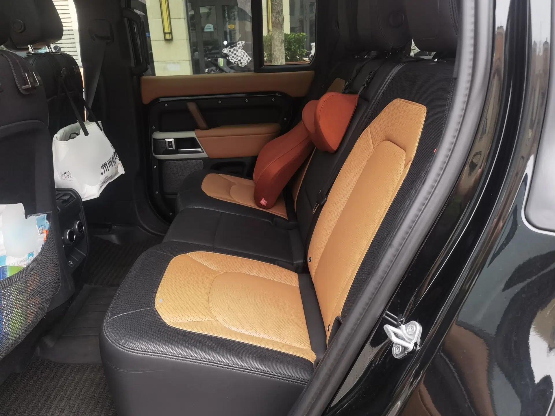Land Rover Defender 2024 110 3.0T P400 X-DYNAMIC HSE — миниатюра 17