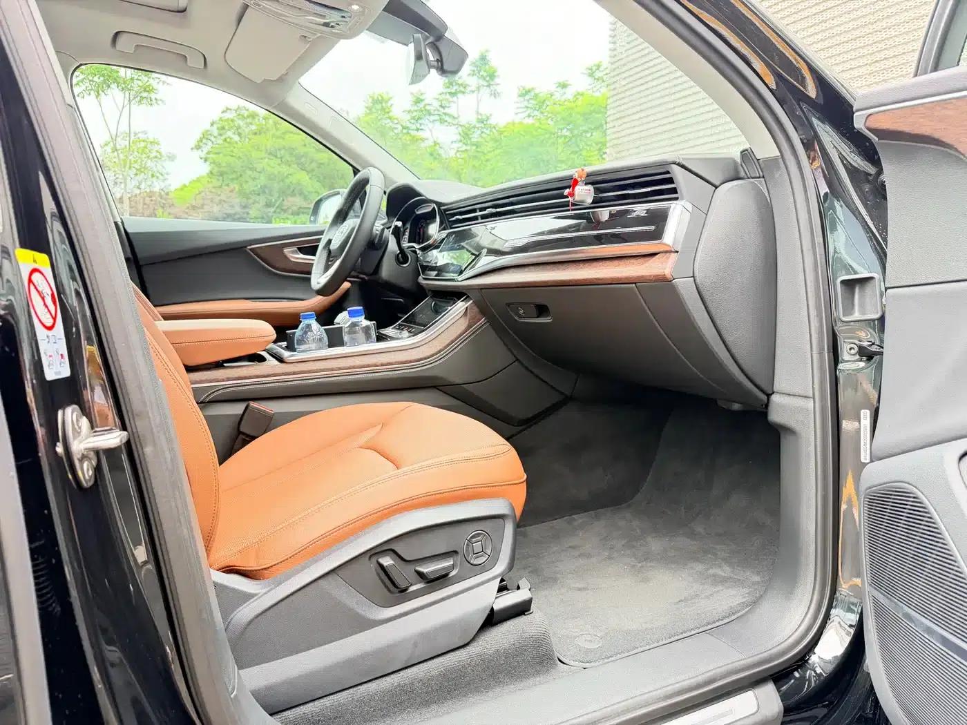 Audi Q7 2025 55 TFSI quattro S line Sport — миниатюра 10