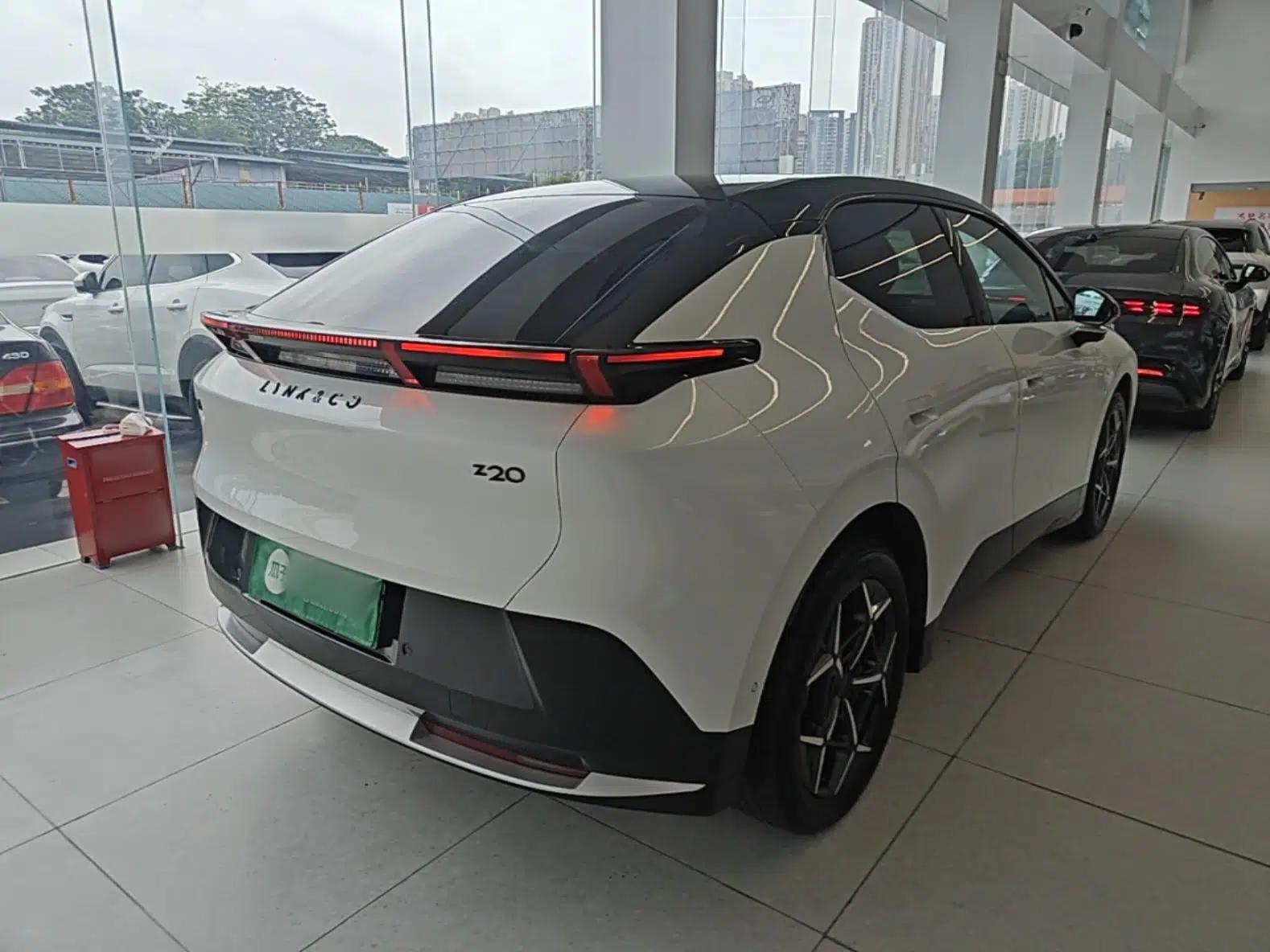 Lynk & Co Z20 2025 530 km Range Rear-Wheel Drive Pro — миниатюра 6