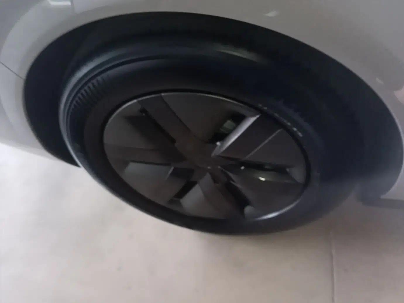 Li Auto MEGA 2025 Ultra Smart Refreshed Edition — миниатюра 11