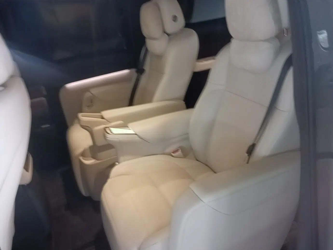 Li Auto MEGA 2025 Ultra Smart Refreshed Edition — миниатюра 20