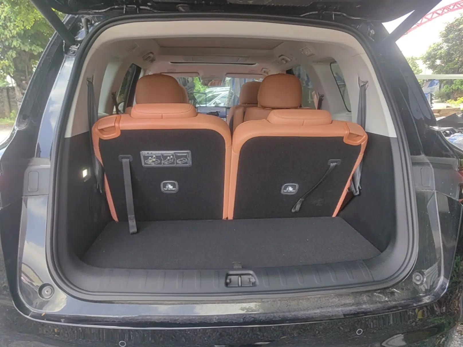 Leapmotor C16 2026 Extended-Range 280 LiDAR Zhizun Edition 6 Seats — миниатюра 22