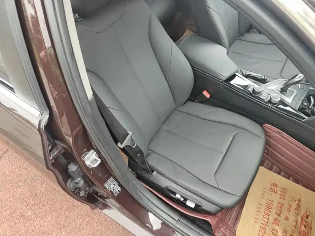 2017 BMW 3 Series 320Li Fashion Edition — миниатюра 25