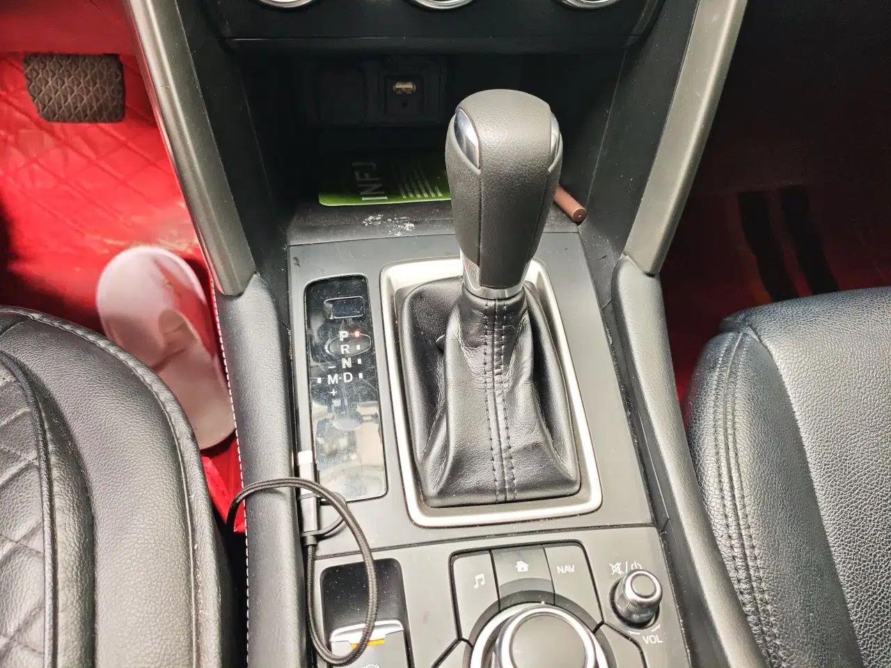 Mazda CX-4 2018 2.0L Automatic Two-Wheel Drive Blue Sky Dynamic Version China V Standard — миниатюра 14