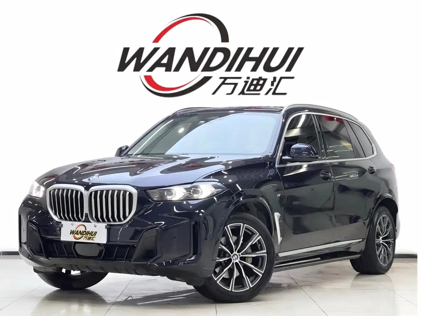 BMW X5 2023 xDrive 30Li M Sport Package — миниатюра 1