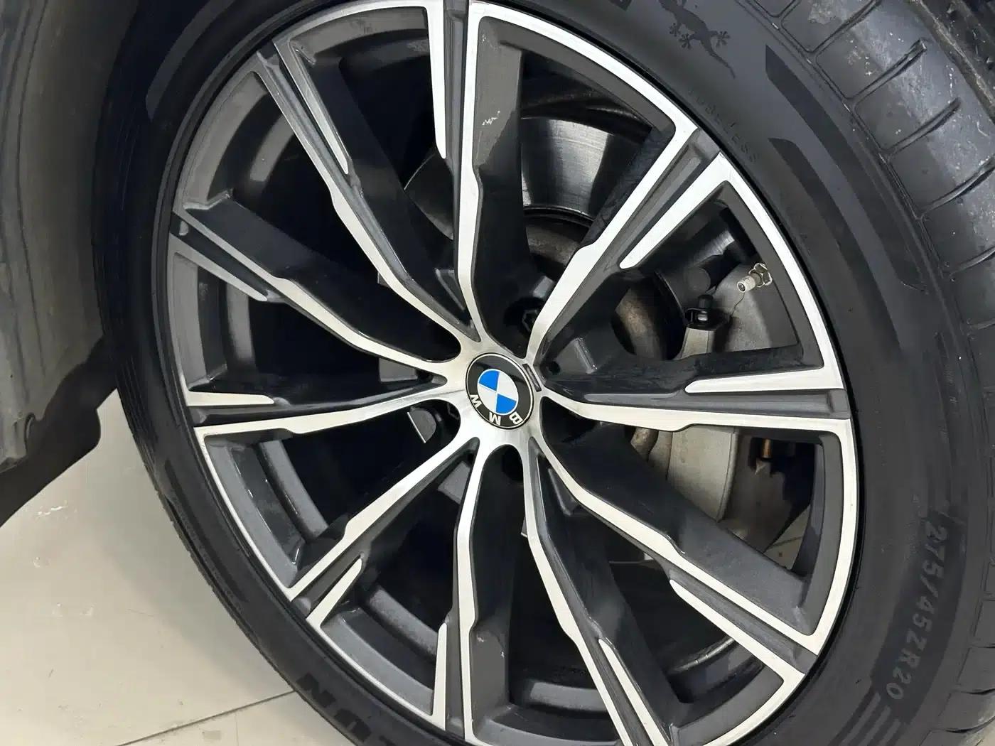 BMW X5 2023 xDrive 30Li M Sport Package — миниатюра 26
