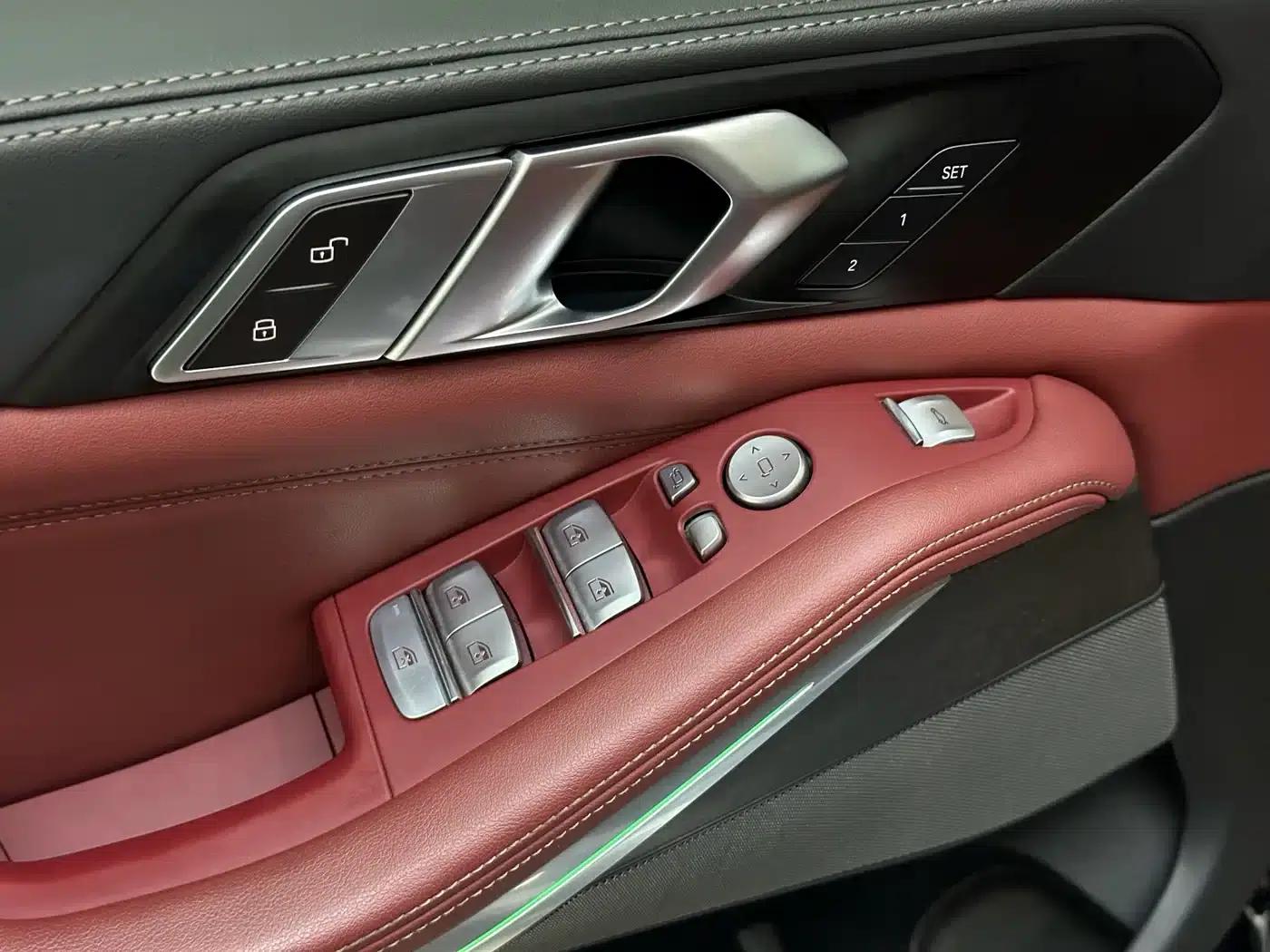 BMW X5 2023 xDrive 30Li M Sport Package — миниатюра 9
