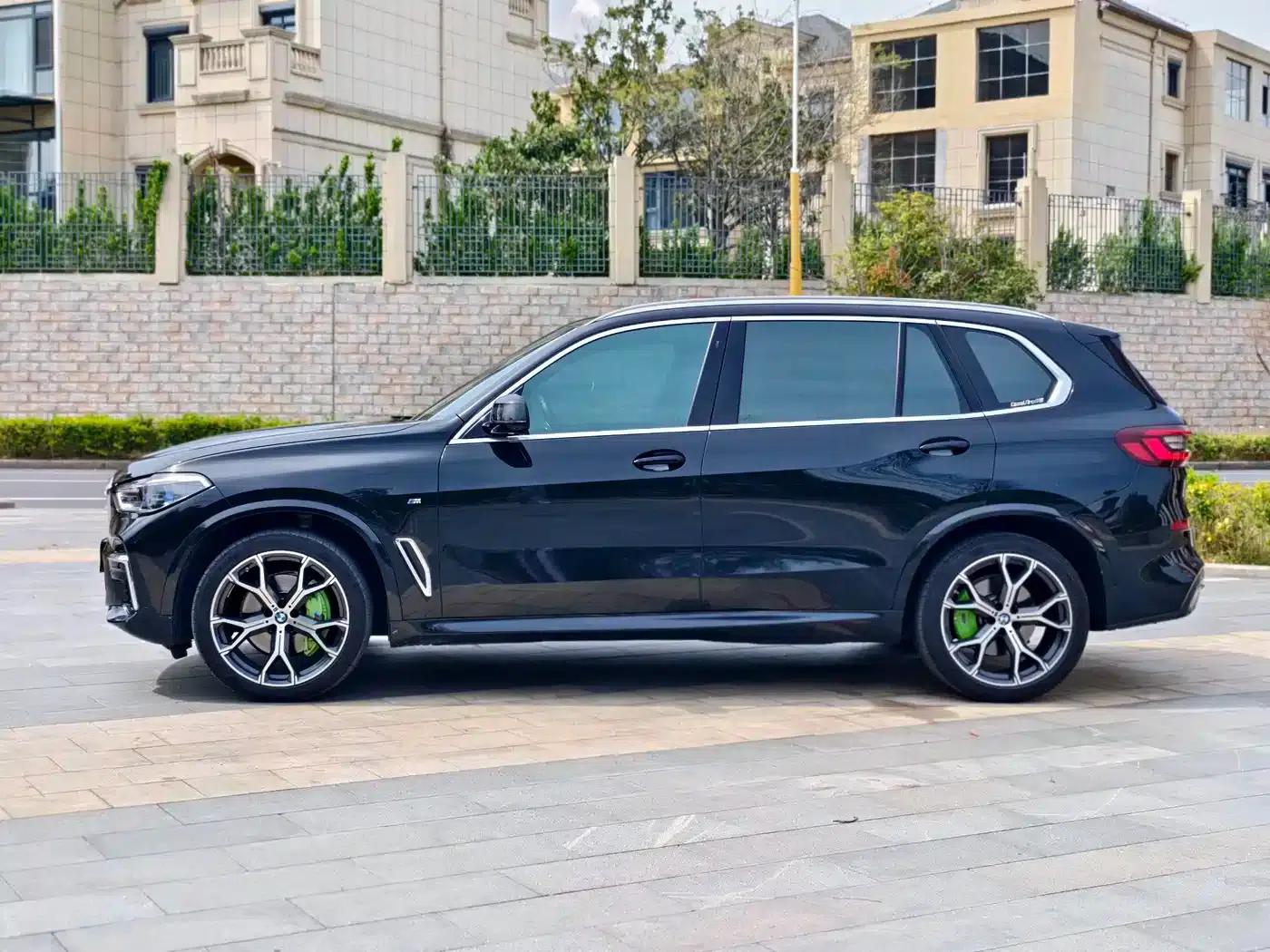 BMW X5 2022 Facelift xDrive 40Li M Sport Package — миниатюра 10