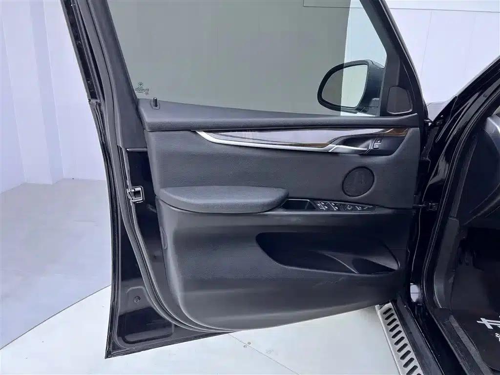 2014 BMW X5 xDrive35i Leading Edition (Imported) — миниатюра 17