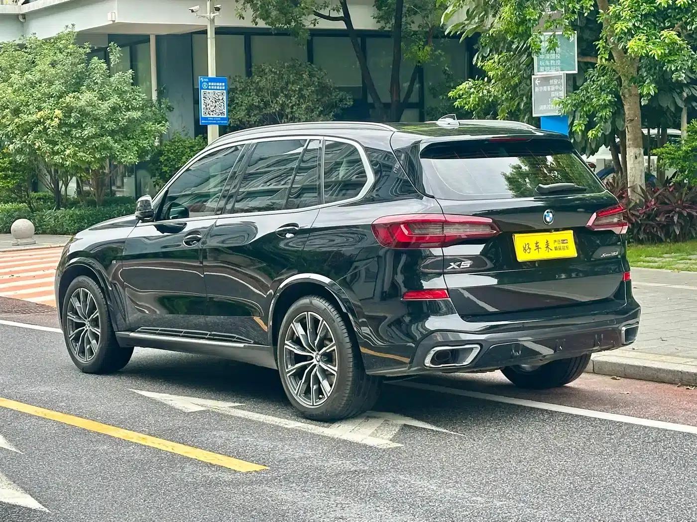 2021 BMW X5 xDrive30i M Sport Package (Imported) — миниатюра 4