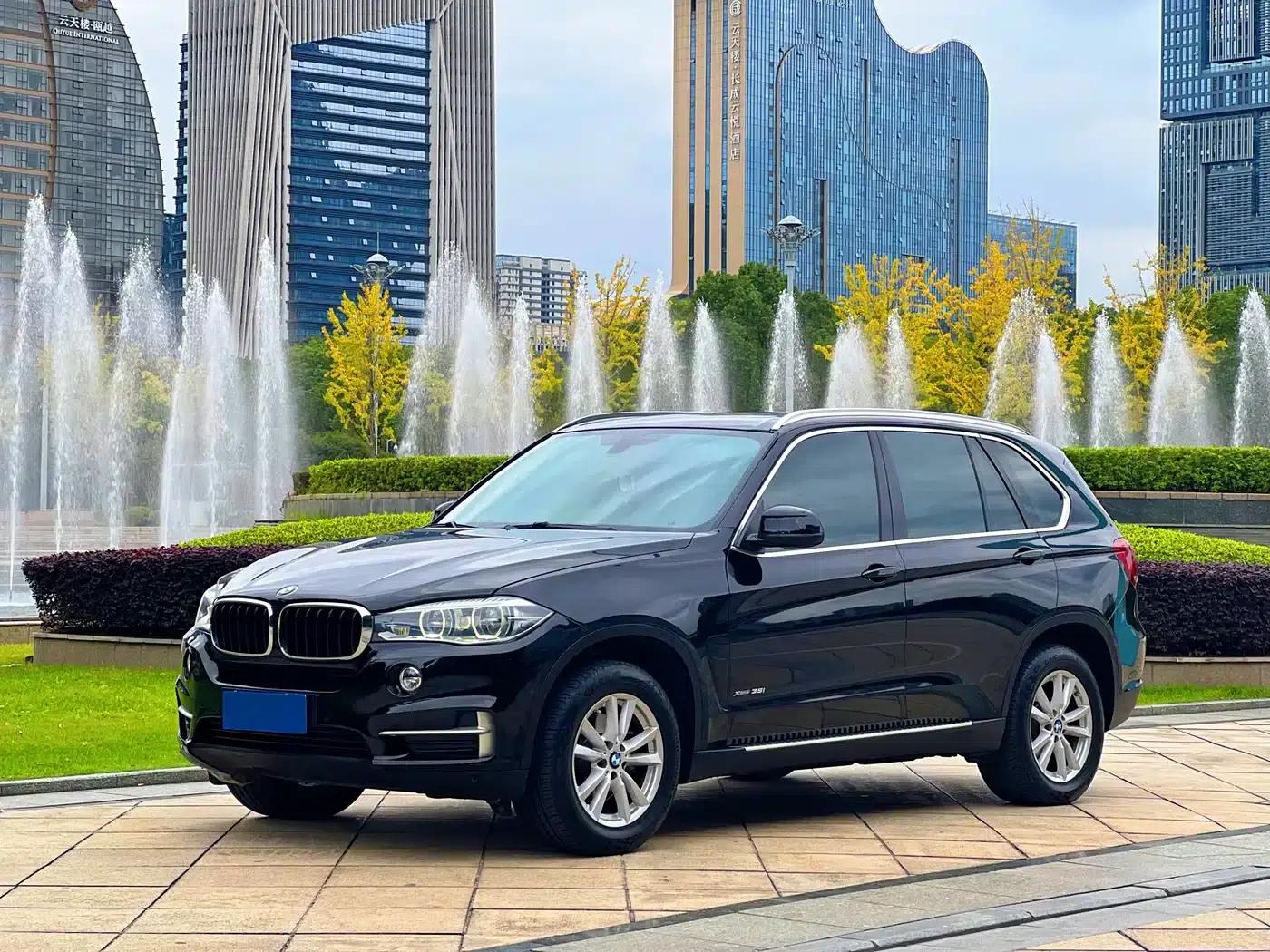 2015 BMW X5 xDrive35i China Limited Edition (Imported) — миниатюра 1
