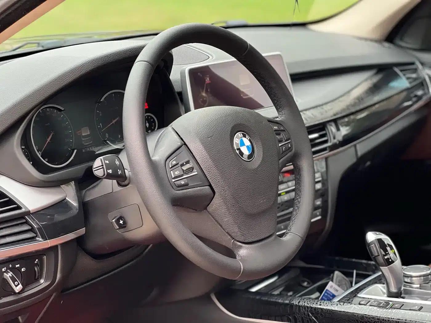 2015 BMW X5 xDrive35i China Limited Edition (Imported) — миниатюра 14
