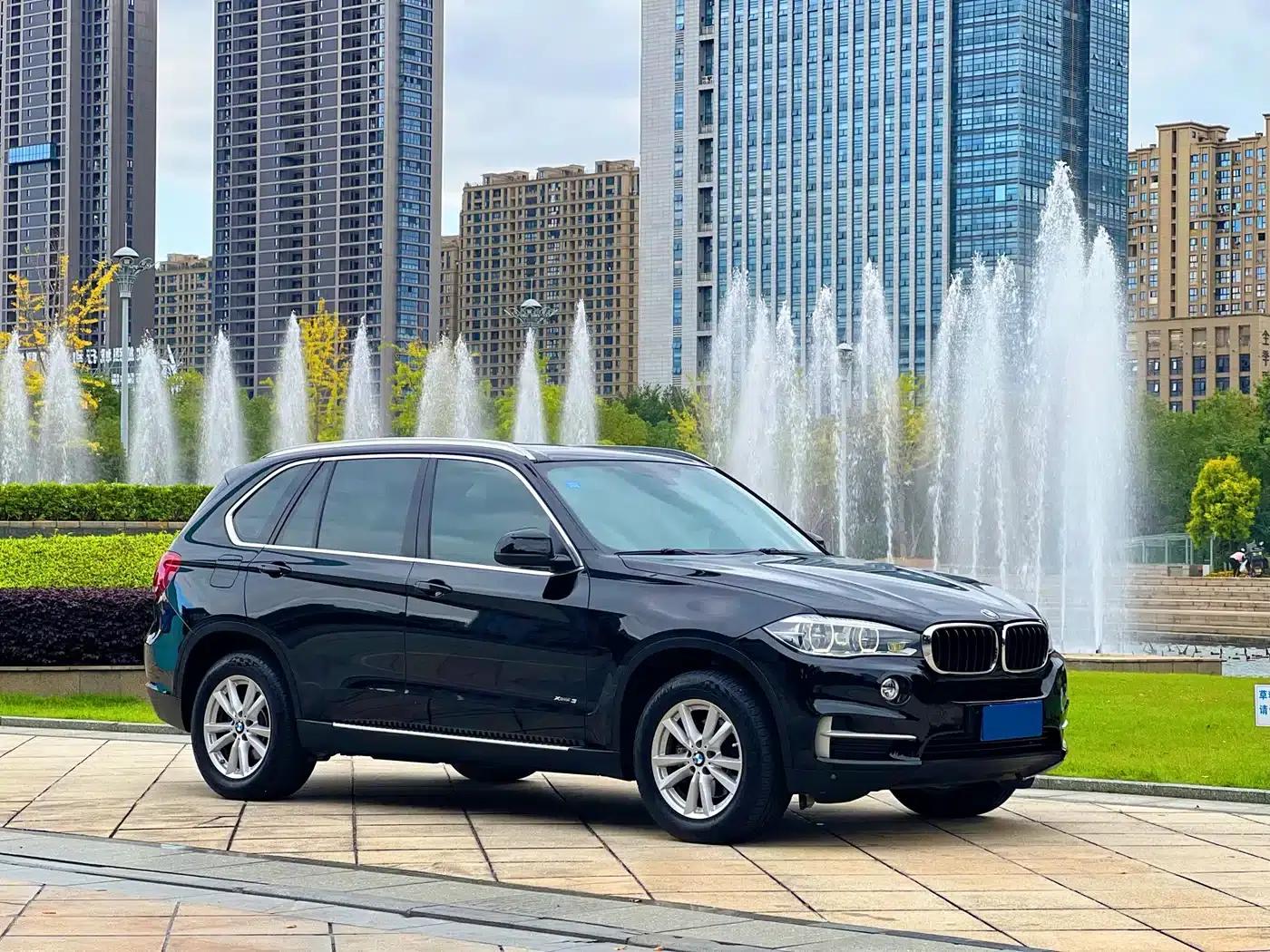 2015 BMW X5 xDrive35i China Limited Edition (Imported) — миниатюра 3