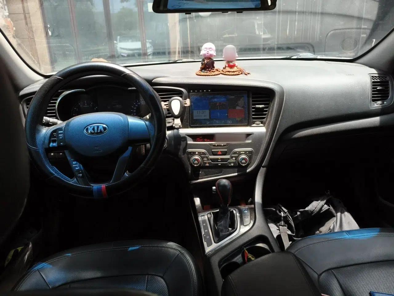 Kia K5 2011 2.0L Automatic GLS — миниатюра 9
