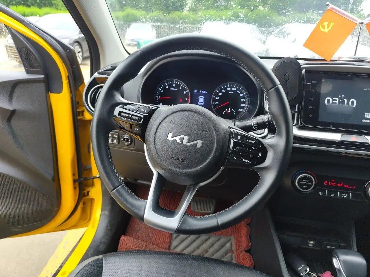 Kia kx1 Stonic 2021 1.4L CVT Sunroof Model — миниатюра 7