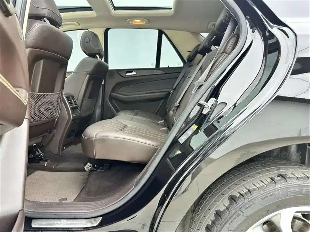 Imported Mercedes-Benz GLE 2016 GLE 320 4MATIC Luxury — миниатюра 7
