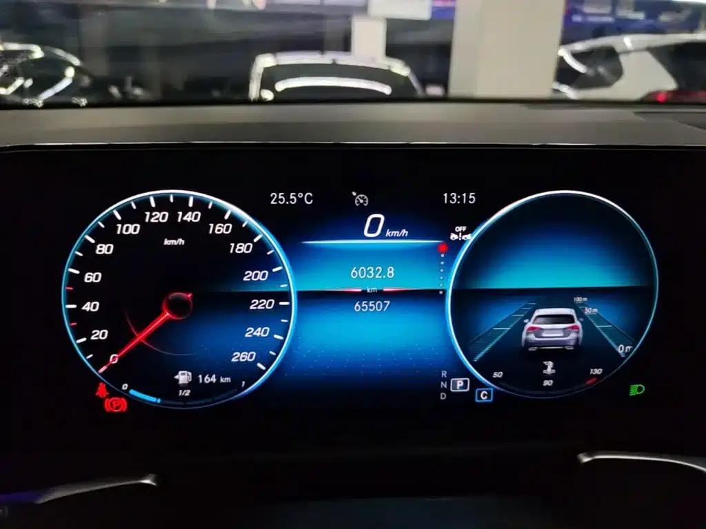 2022 Mercedes-Benz GLB 220 4MATIC — миниатюра 12