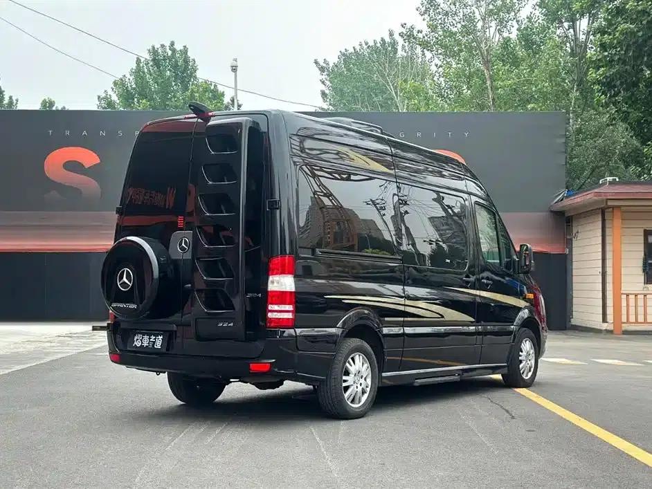 2017 Sprinter 3.5L Automatic — миниатюра 3