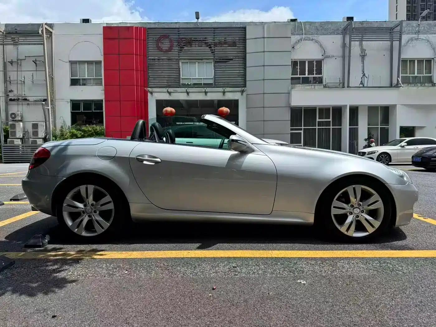 Mercedes-Benz SLK-Class 2009 SLK 300 — миниатюра 4