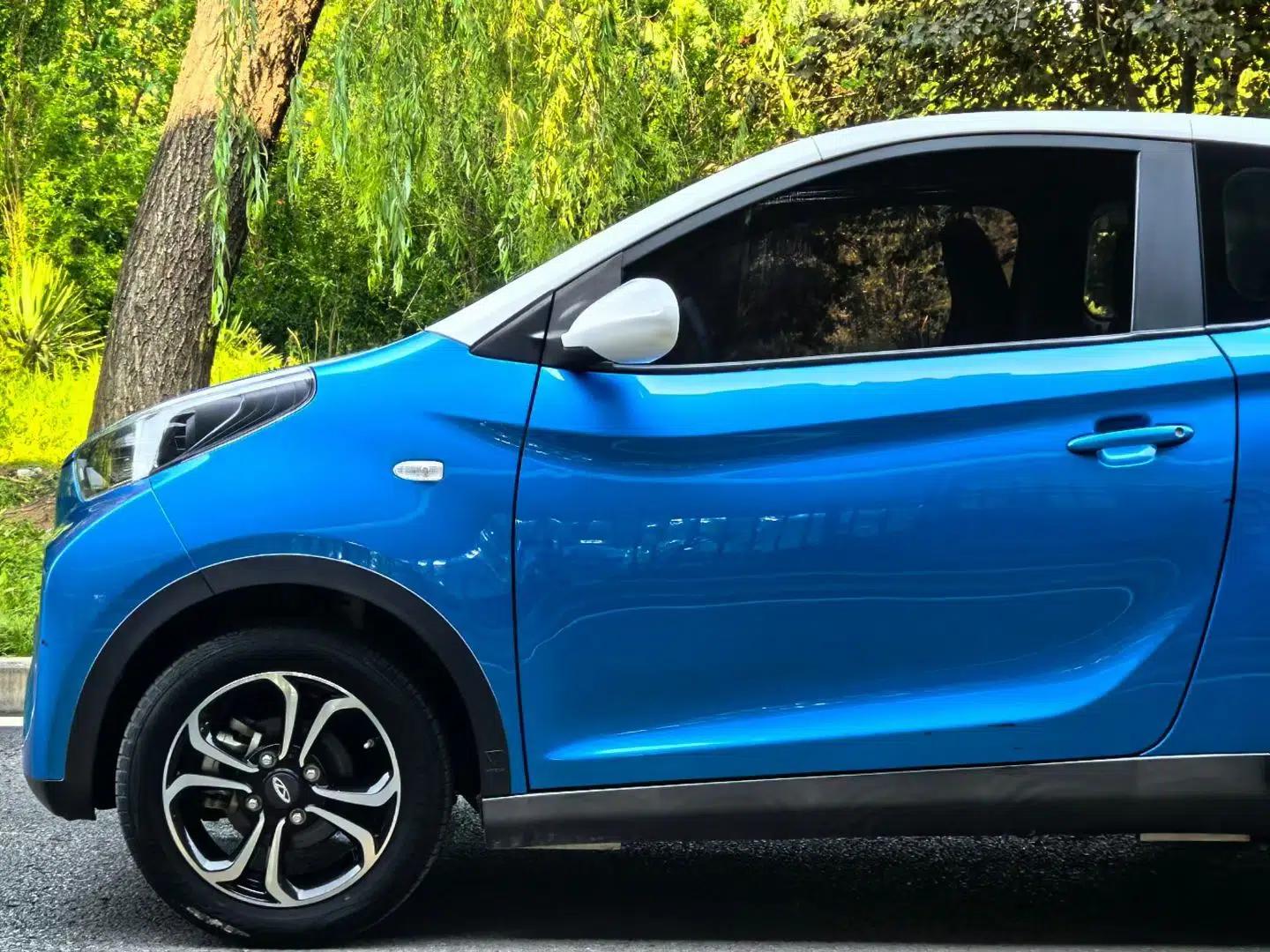 Chery QQ Little Ant 2019 4-Seater Smart Edition 35 kWh — миниатюра 3
