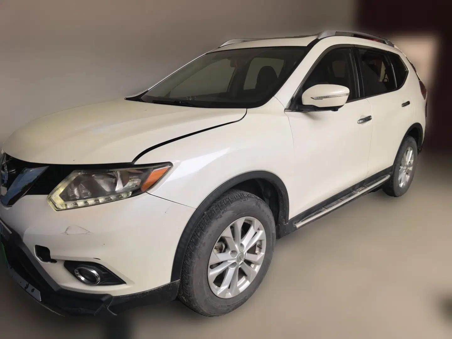 Nissan X-Trail 2015 2.0L CVT Comfort MAX Edition 2WD — миниатюра 1