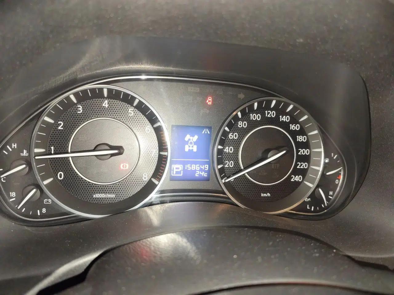 Nissan Patrol 2018 4.0L Automatic 7-Seater Middle East Version — миниатюра 11