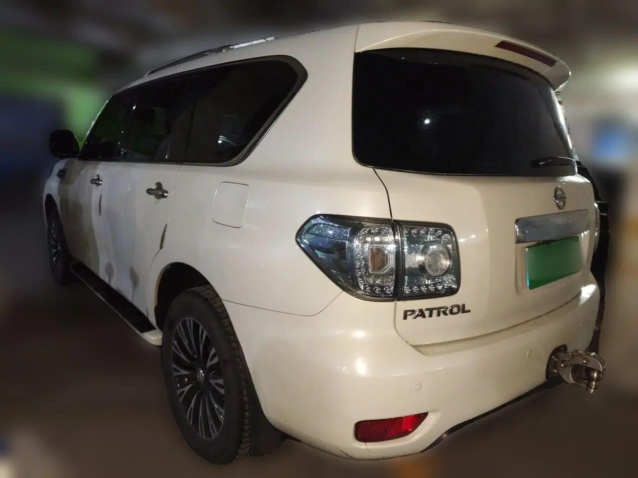 Nissan Patrol 2018 4.0L Automatic 7-Seater Middle East Version — миниатюра 4