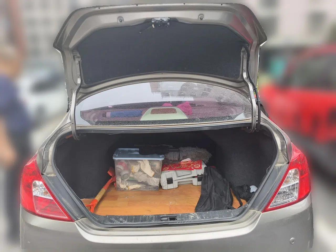 Nissan Sunny 2014 1.5XE Manual Elite Edition — миниатюра 19