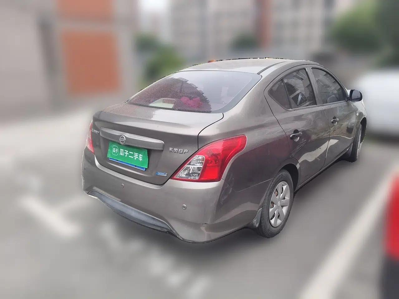 Nissan Sunny 2014 1.5XE Manual Elite Edition — миниатюра 6