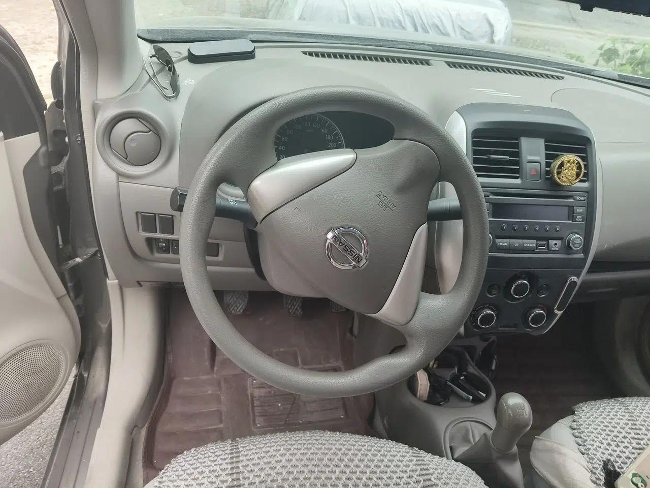 Nissan Sunny 2014 1.5XE Manual Elite Edition — миниатюра 10