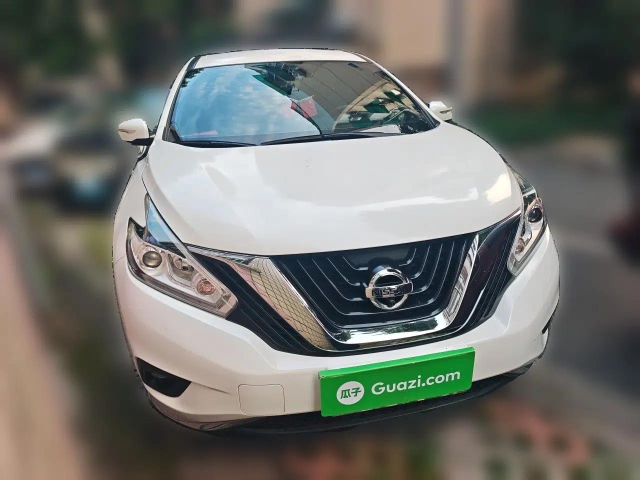 Nissan Murano 2021 2.5L XE Two-Wheel Drive Elite Edition — миниатюра 3
