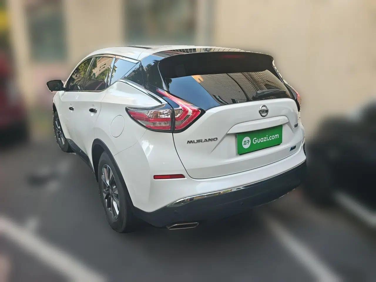 Nissan Murano 2021 2.5L XE Two-Wheel Drive Elite Edition — миниатюра 4
